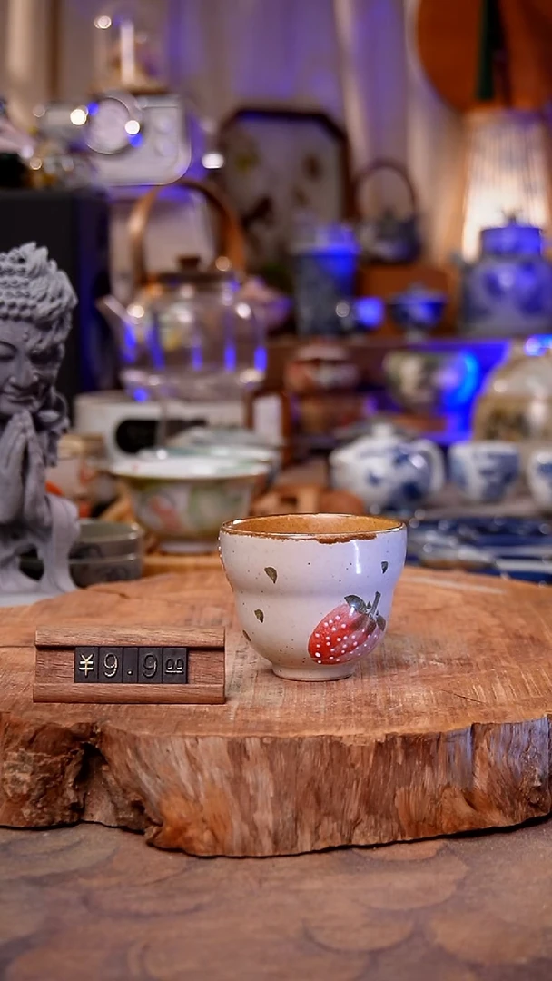 杯子草莓手工手绘手工手绘
