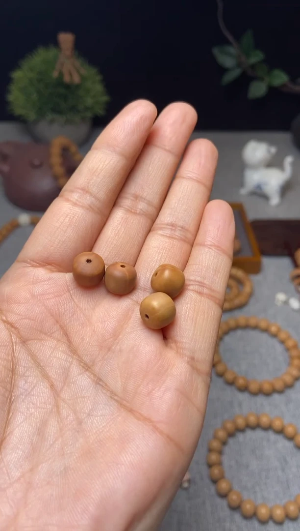 【闪购商品】猴头核桃吊坠老型10*4