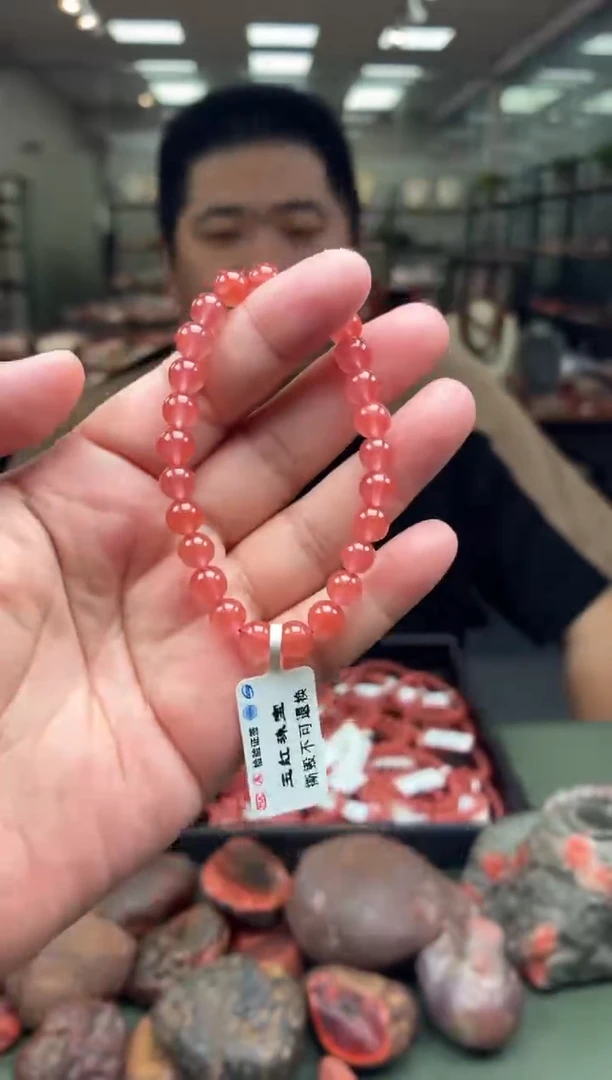 手串未镶嵌南红玛瑙单圈手串一条约7mm多样性发货