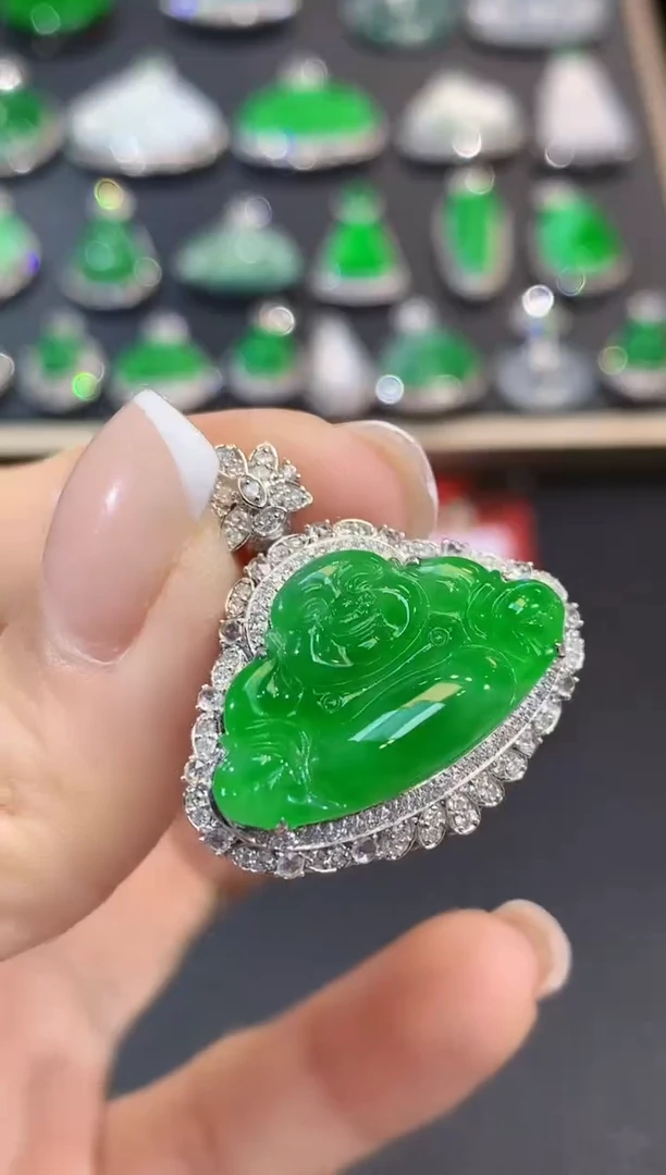 吊坠(不含链)18K金镶嵌翡翠c18