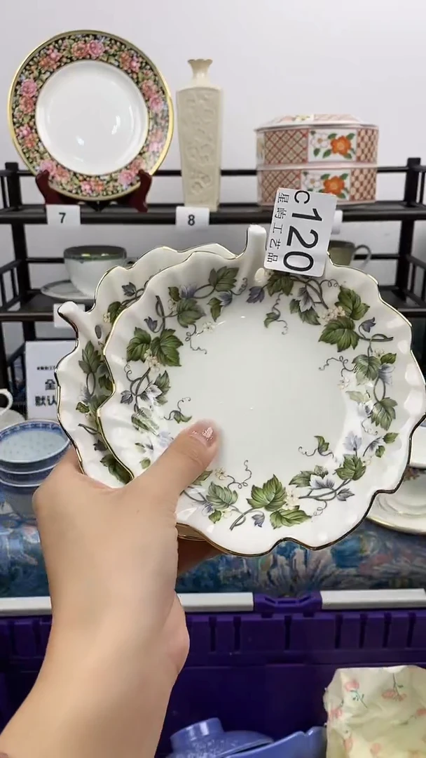 瓷片雪*闪购满25包邮，不够可延发