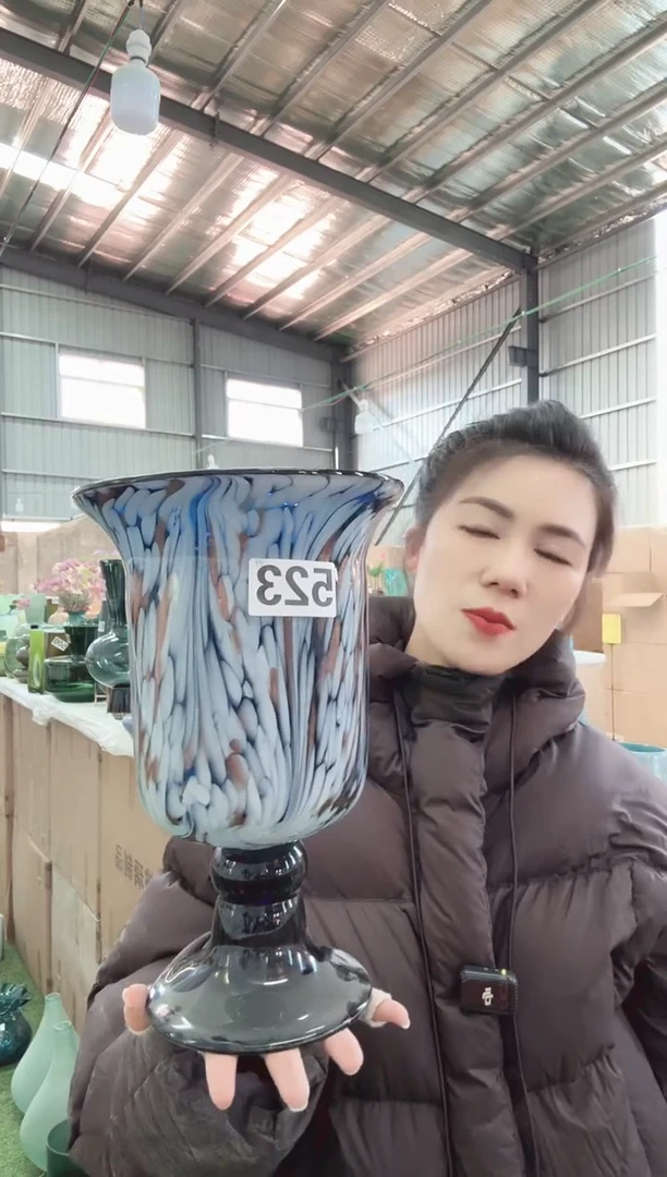052直播玻璃花瓶
