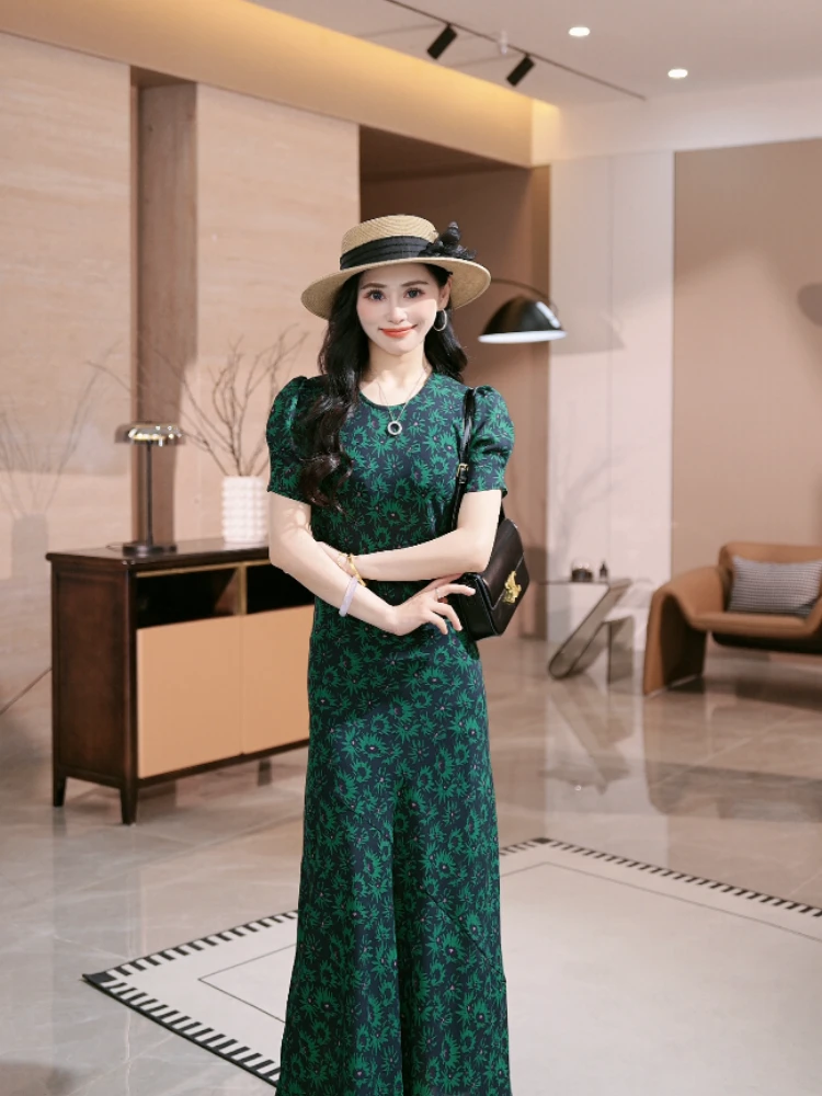 【秘境花园圆领】45度斜裁绿色优雅气质修身显瘦短袖连衣裙-C2542