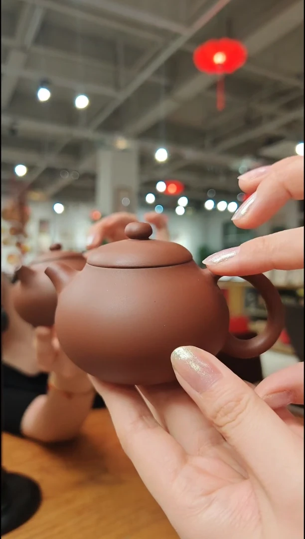 百师园枫溪手拉朱泥壶