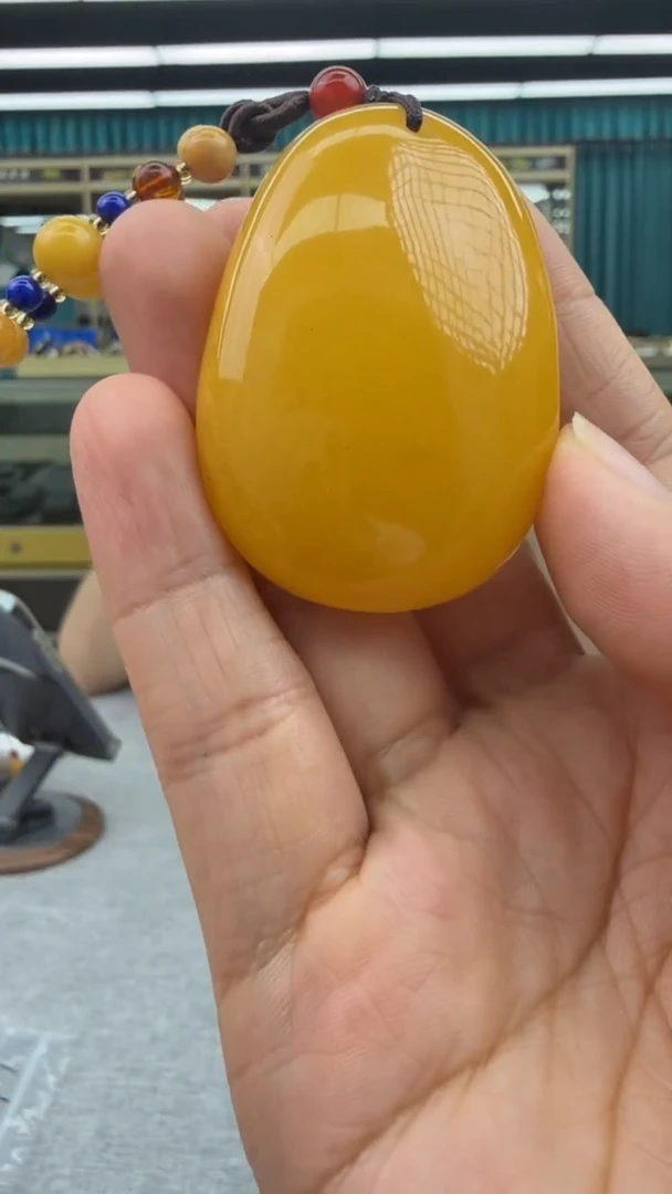 未镶嵌颈饰琥珀205秒拍号 假一赔三