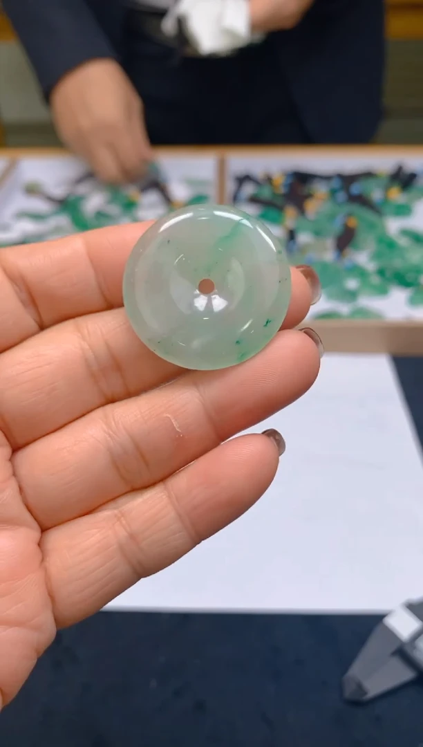 【闪购商品】石英质玉颈饰未镶嵌冰美人非洲翠3052