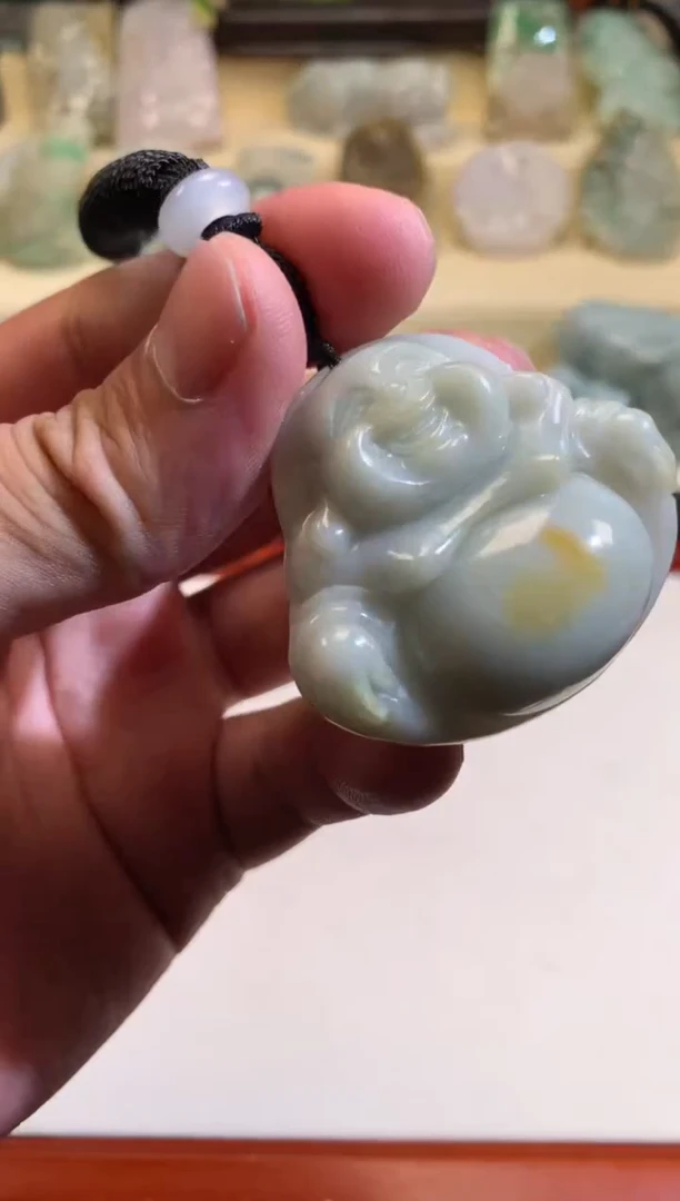 翡翠未镶嵌颈饰6/07/130