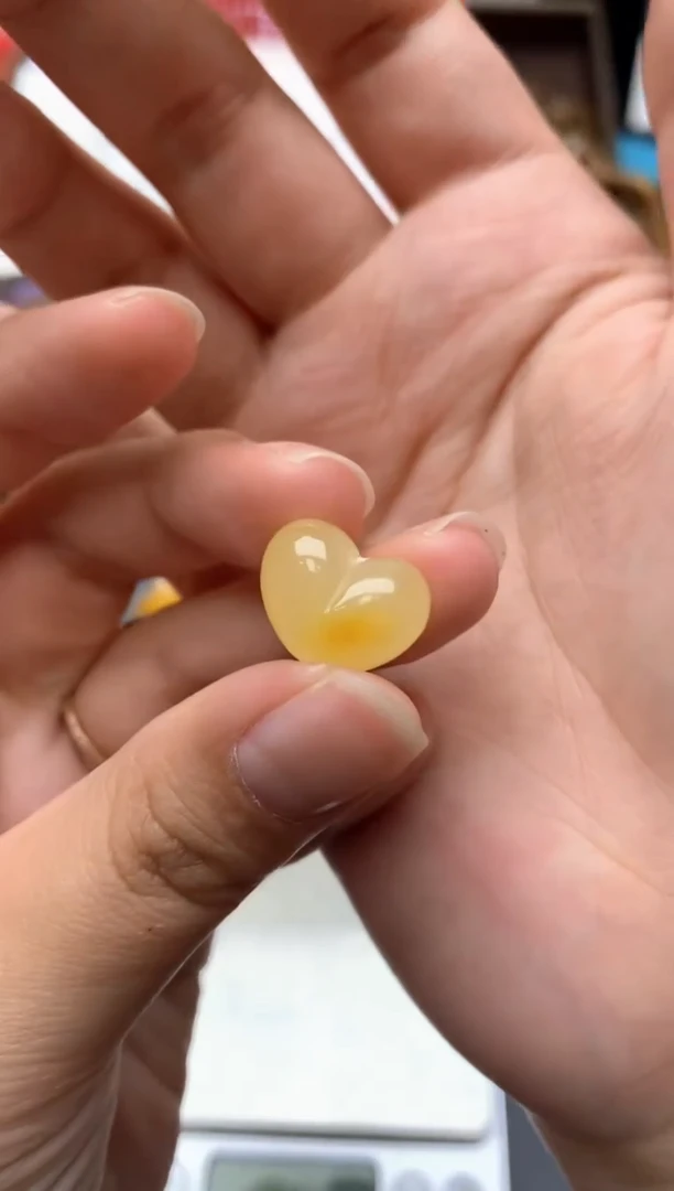 【闪购商品】琥珀珠宝奇石未镶嵌038琥珀蜜蜡花粉有纹小坑介意勿拍