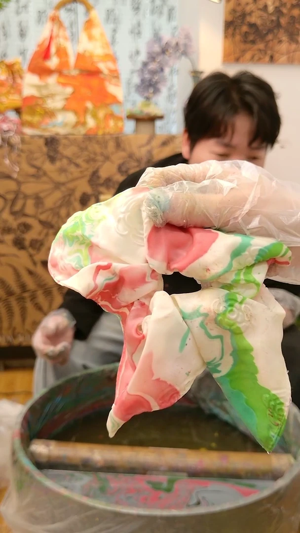 天然漂漆发圈不退不换喜欢再拍