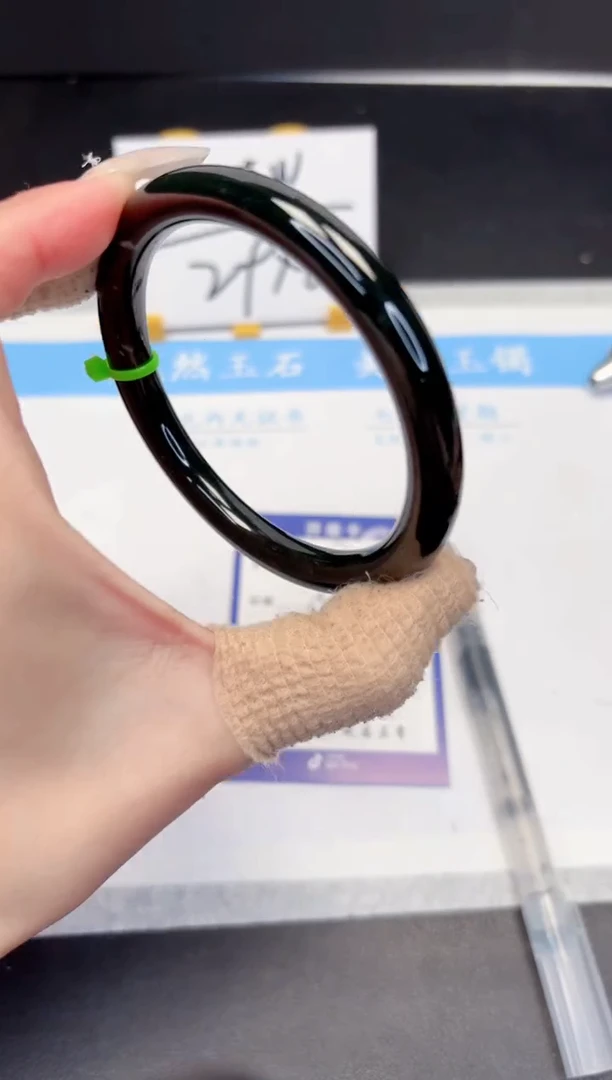 【闪购商品】和田玉手镯未镶嵌472-60.8