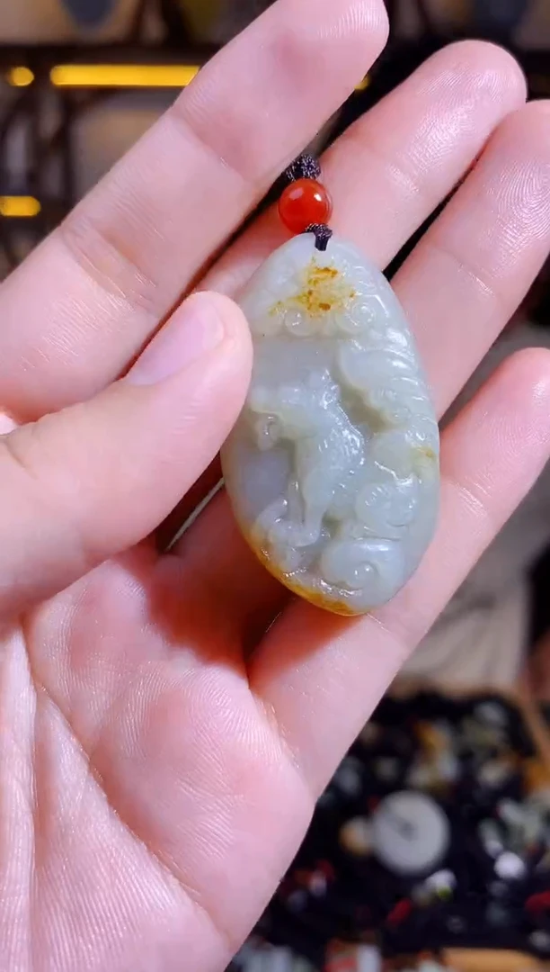 颈饰未镶嵌和田玉1