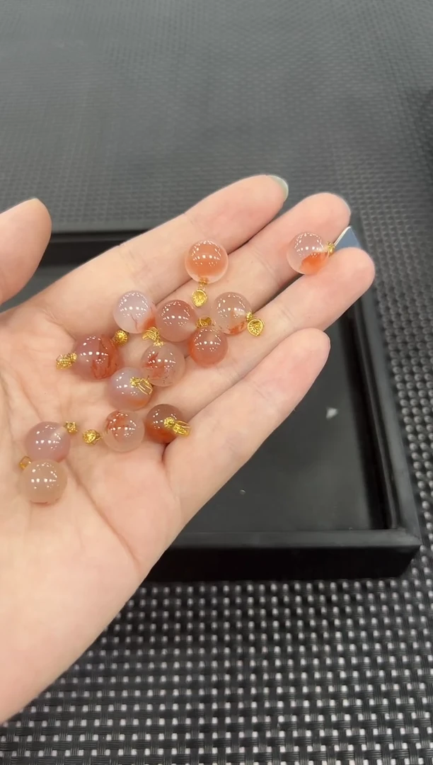 南红玛瑙18K金镶嵌颈饰（多样性发一件）1529