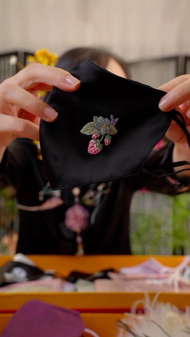 织绣紫*非遗苏绣绒花手工饰品