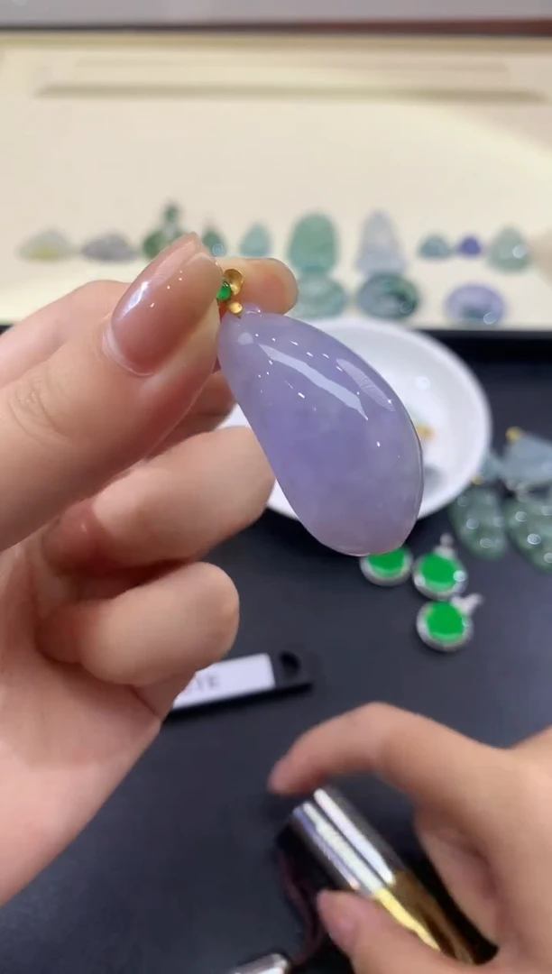 颈饰18K金镶嵌翡翠44-吊坠