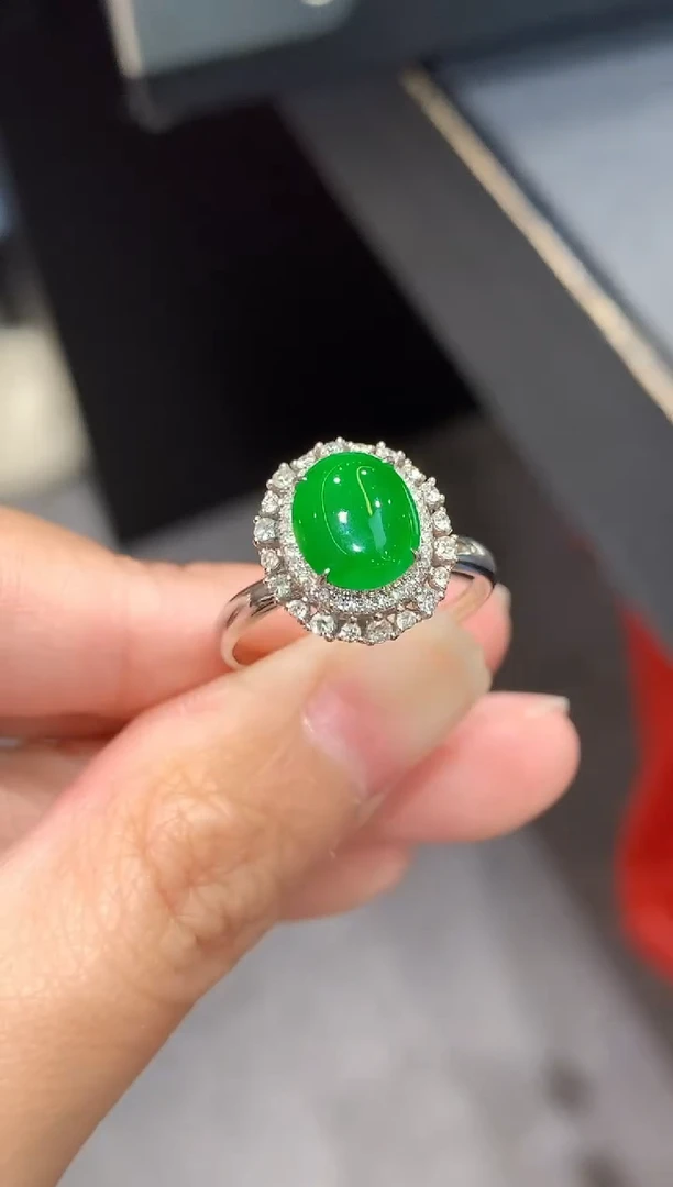 18K金镶嵌戒指翡翠LSR多样性发其一