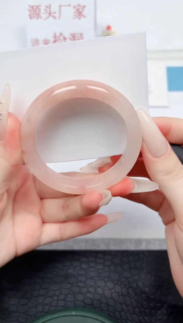 【闪购商品】石英质玉手镯未镶嵌34-52.5