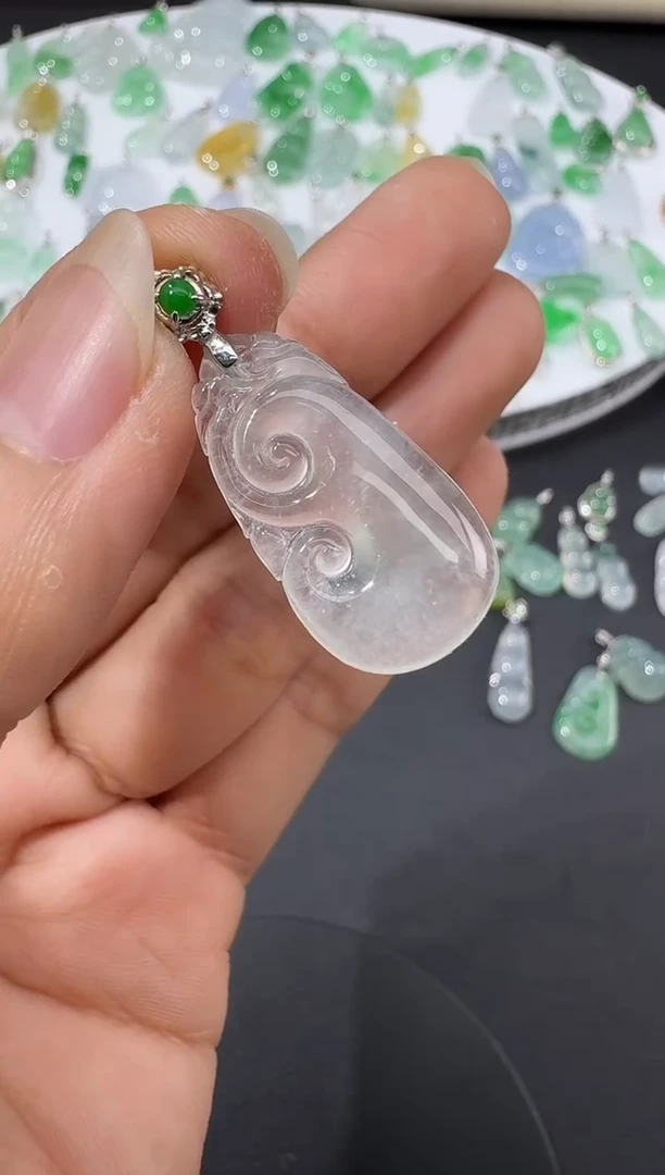 翡翠18K金镶嵌颈饰H0614-S1501-99