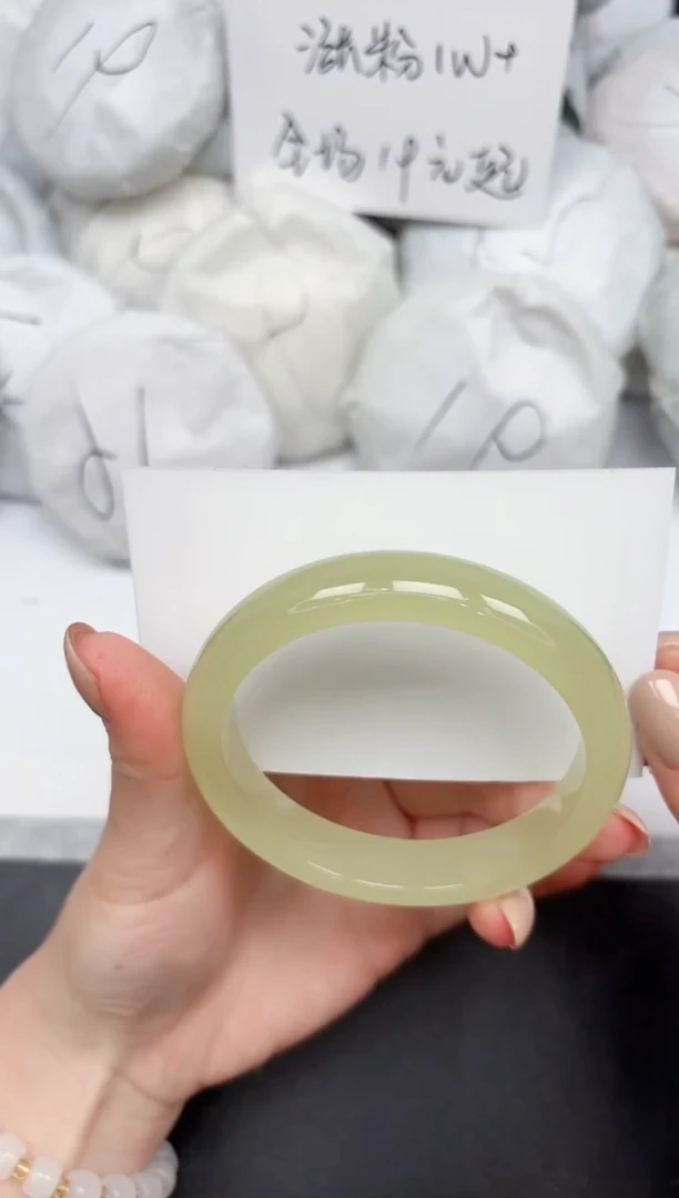 未镶嵌手镯石英岩玉179/5657