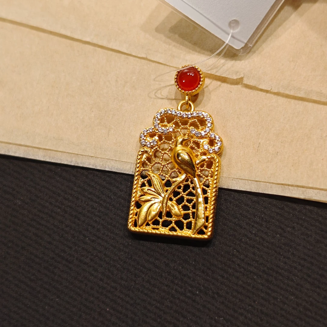 足金999  喜上眉梢吊坠