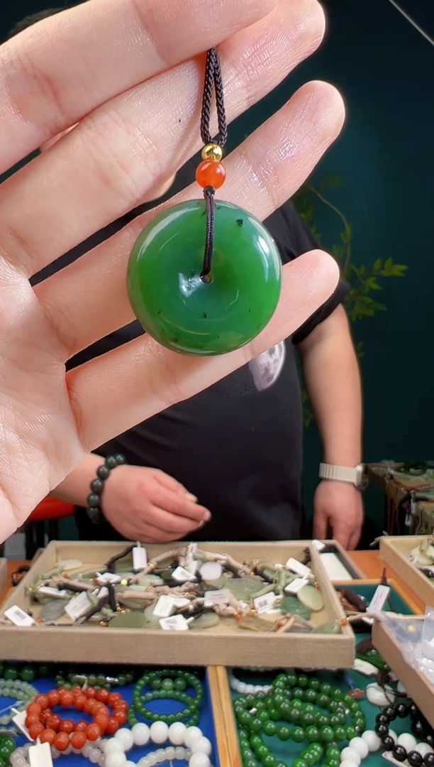 颈饰未镶嵌和田玉多样性发货 拍一单发一个