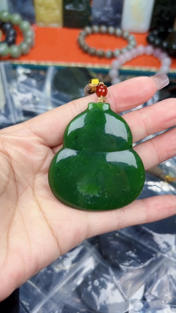 颈饰未镶嵌和田玉和田玉