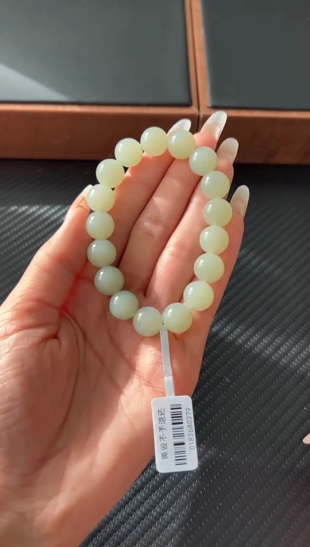 未镶嵌手串和田玉贝***窝且末微色差近矿卡12S