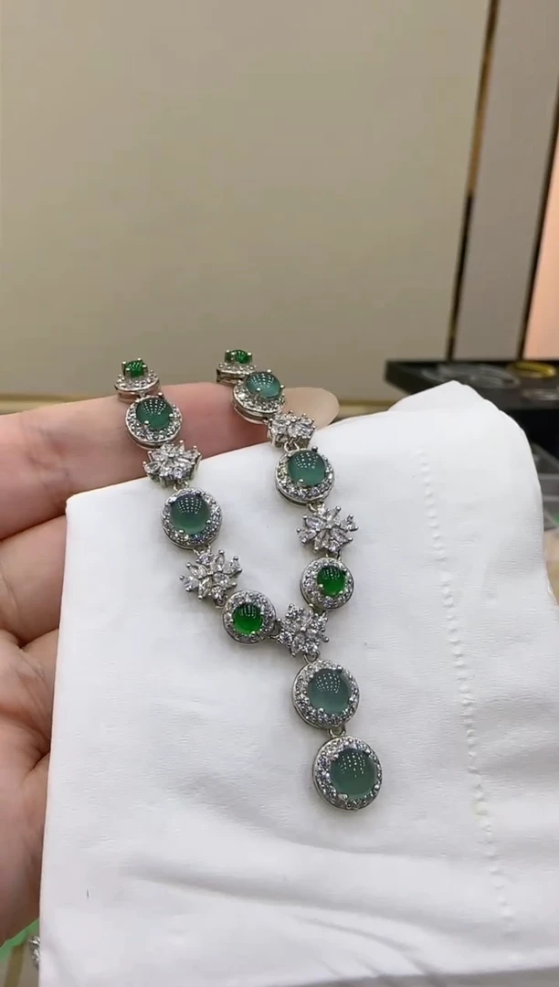 【闪购商品】翡翠套链银S925镶嵌团购多样性发一件