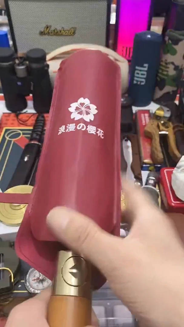 瓷片闪购商品 如图所示