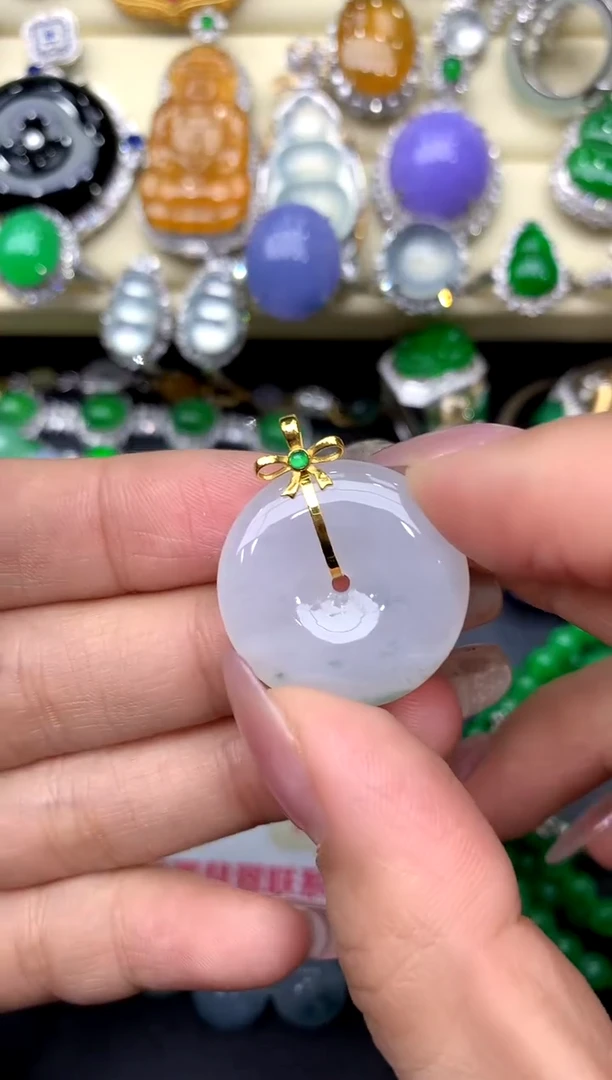 颈饰18K金镶嵌翡翠73-中国好珍宝