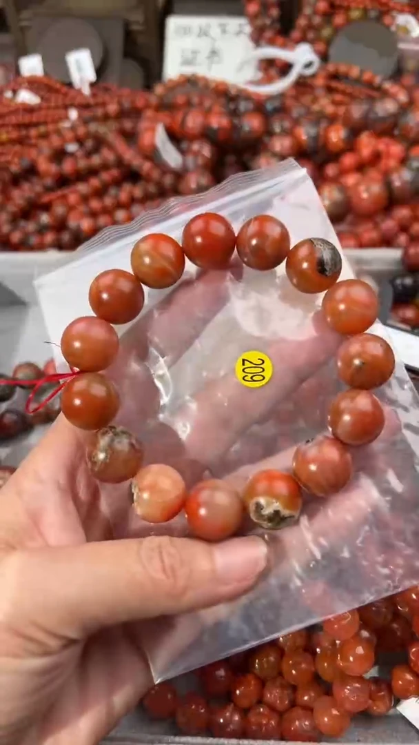 南红玛瑙手串未镶嵌1