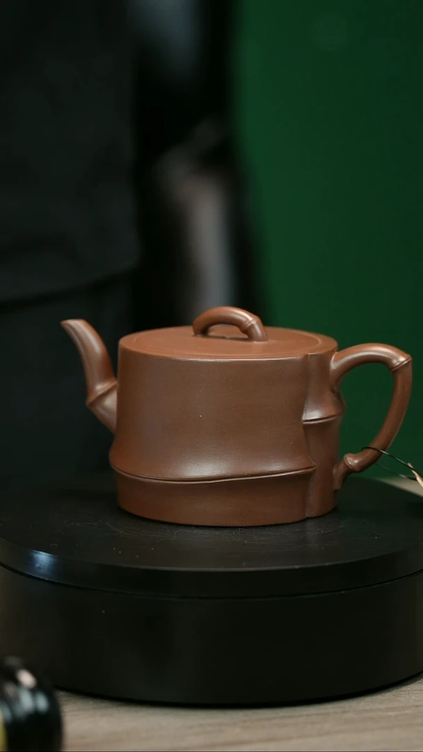 茶壶紫砂老**。H2165赵信军光素竹节