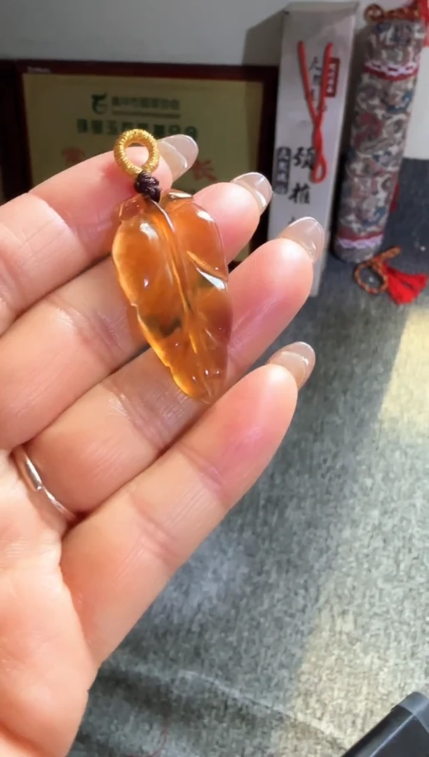 琥珀吊坠(赠链)未镶嵌#49缅甸琥珀吊坠