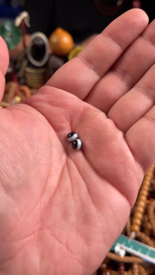 【闪购商品】玛瑙/玉髓.未镶嵌王胖子文玩玛瑙随机发货6（一对）