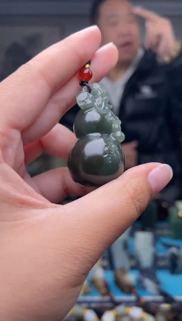 未镶嵌和田玉挂件1