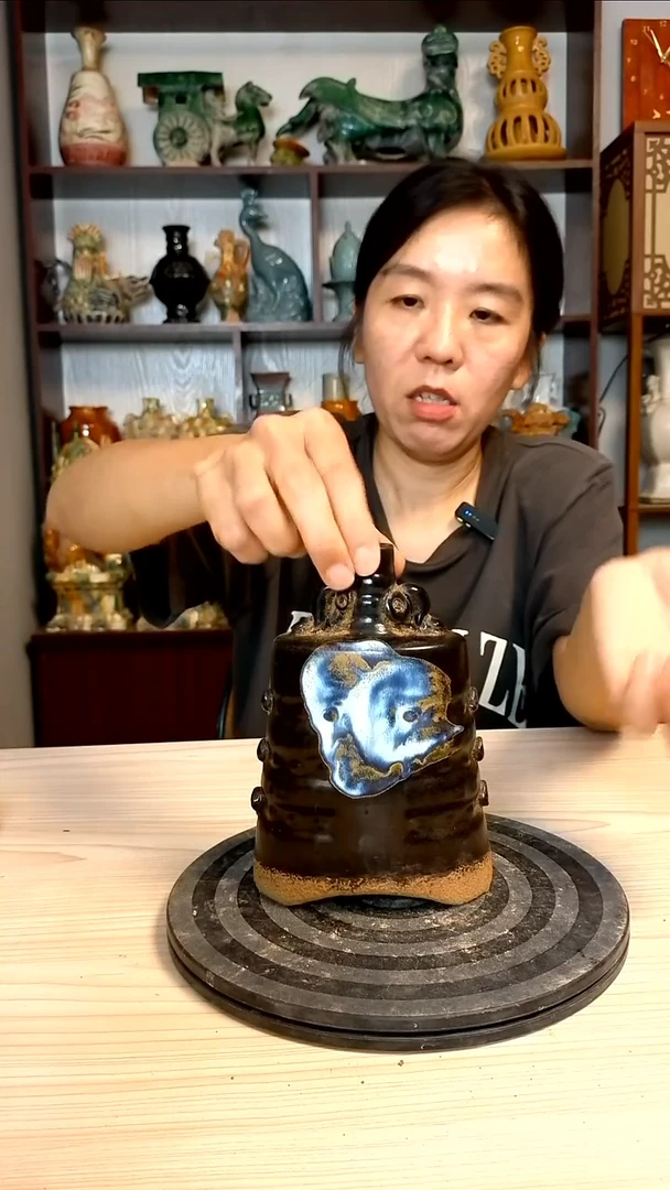 经典精美复古风格瓷器