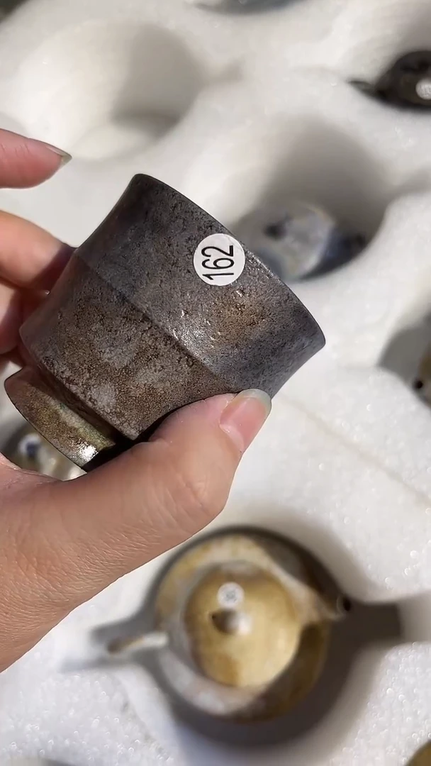 杯162号容量50-70ML玫瑰金泥 有落渣