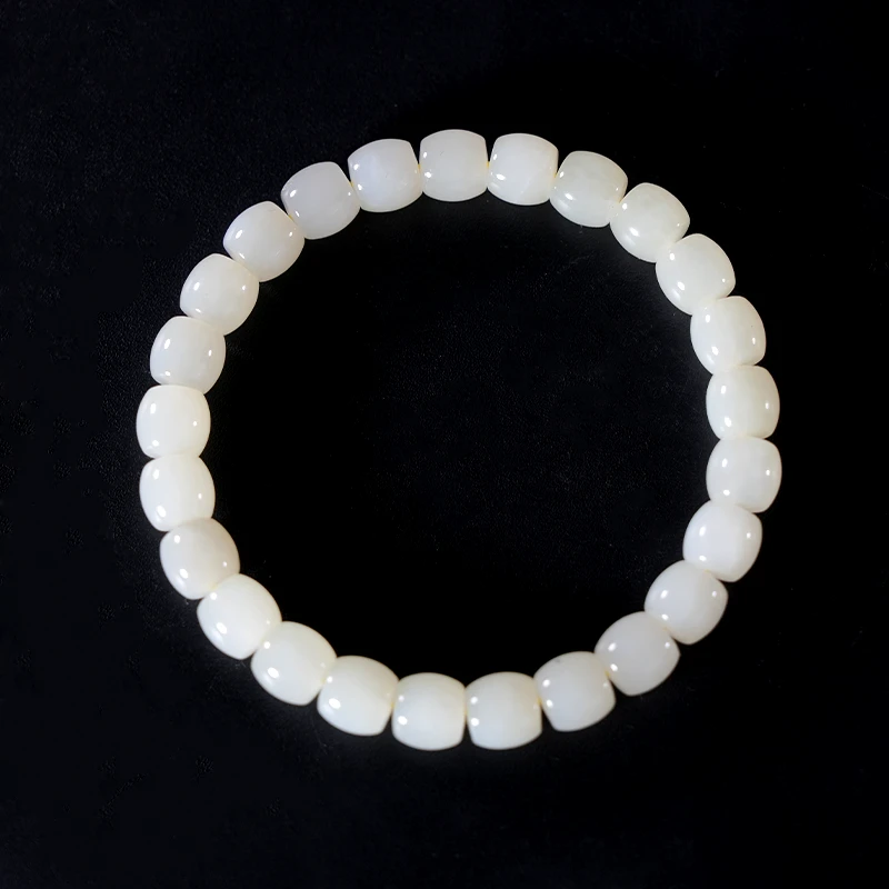 lot21 和田玉直切手串/QG51223-184863 保利山东