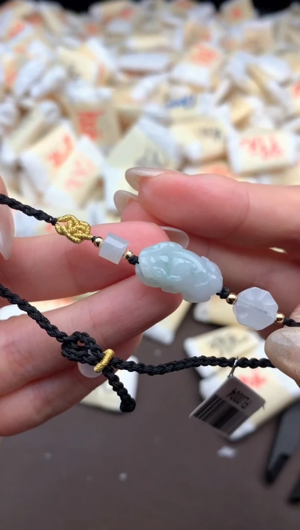 【闪购商品】翡翠手绳未镶嵌一