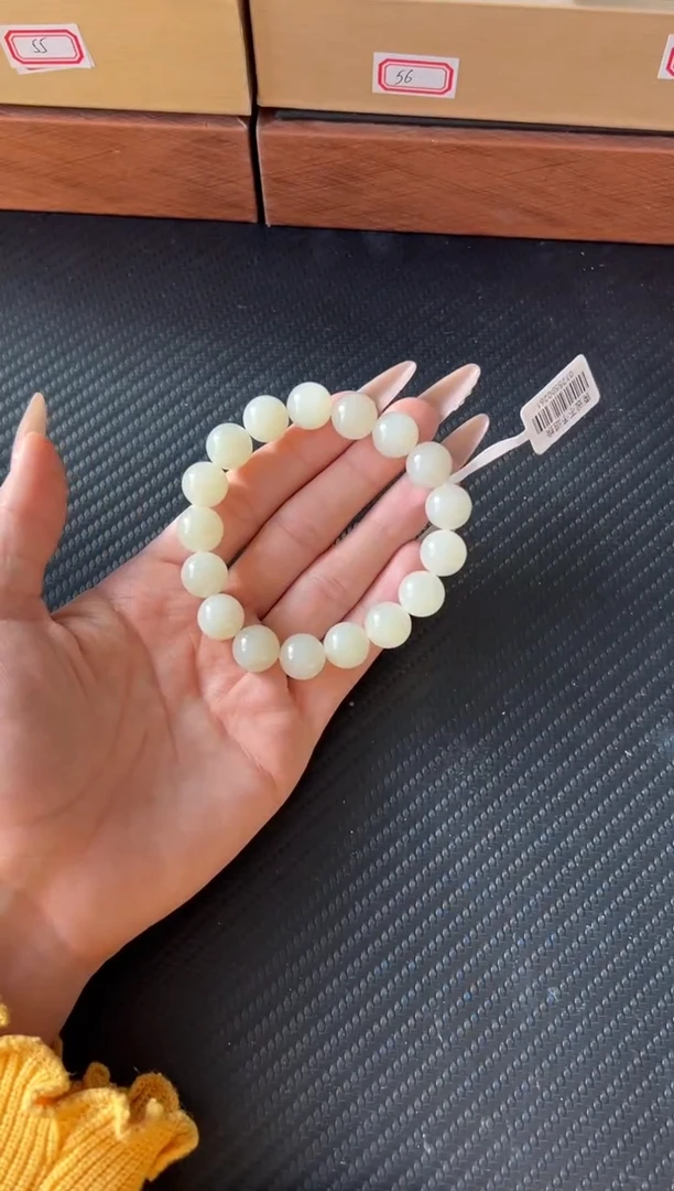 未镶嵌手串和田玉黑山微色差卡12