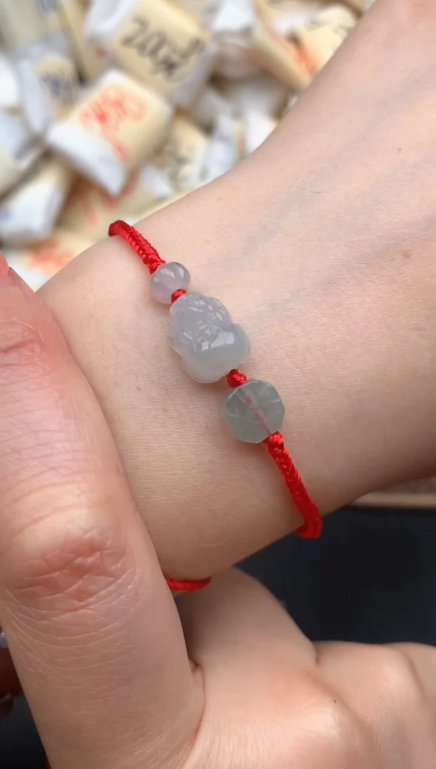 未镶嵌挂件翡翠多样性发货（发一个）