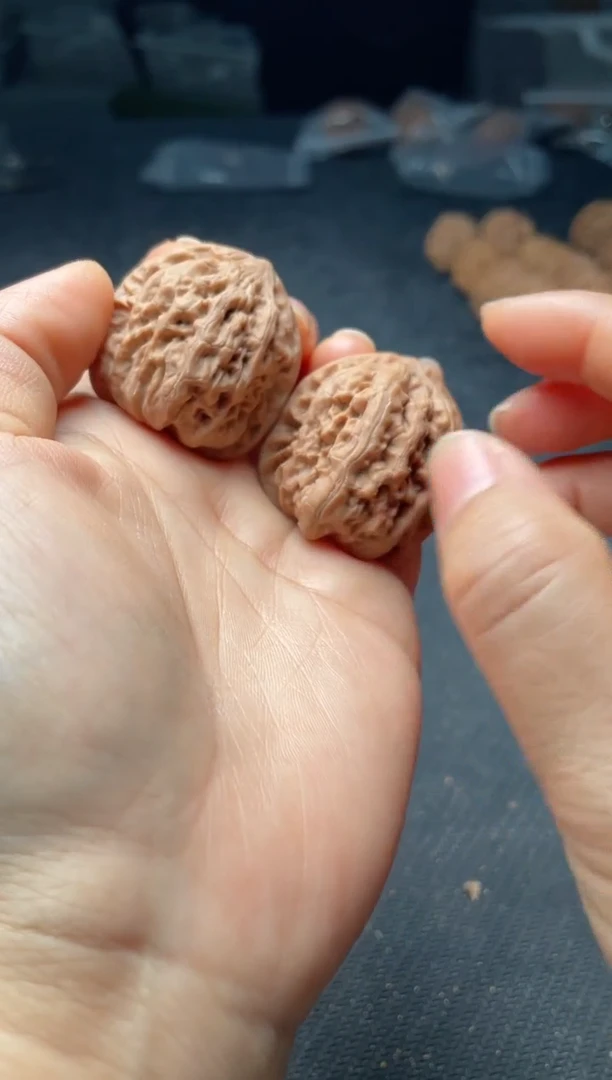 把件文玩核桃w136  九龙 34尺