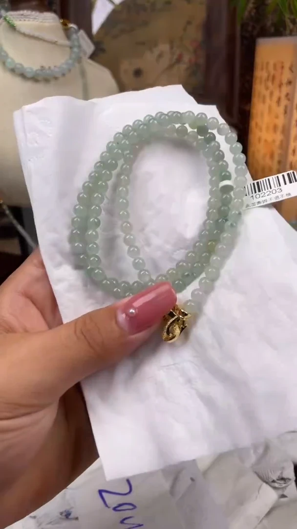 颈饰未镶嵌翡翠项链