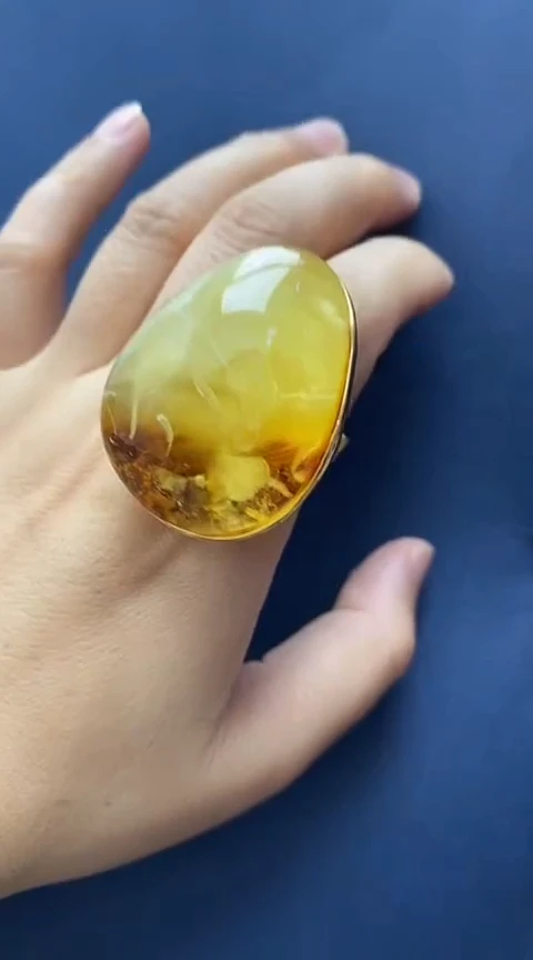 未镶嵌琥珀裸石戒指
