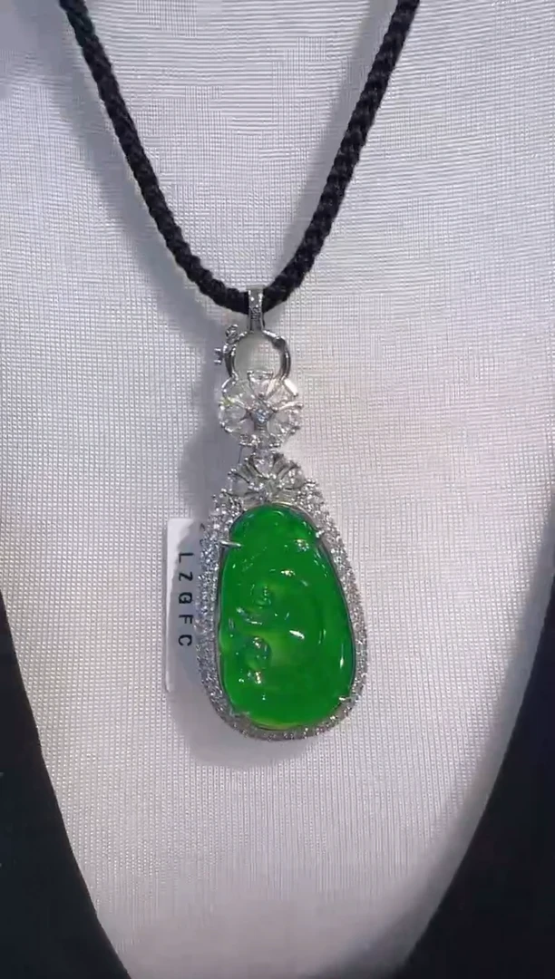 【闪购商品】翡翠吊坠(不含链)银S925镶嵌多样性发货一件
