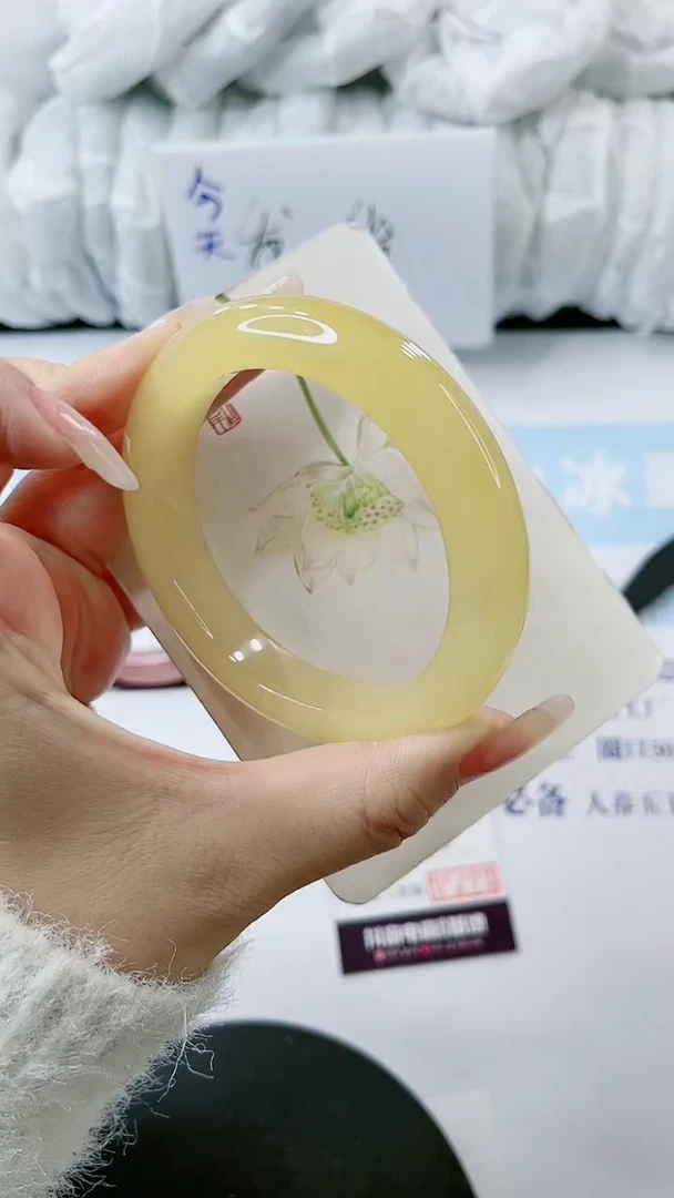 【闪购商品】石英质玉手镯未镶嵌多样性发货V514