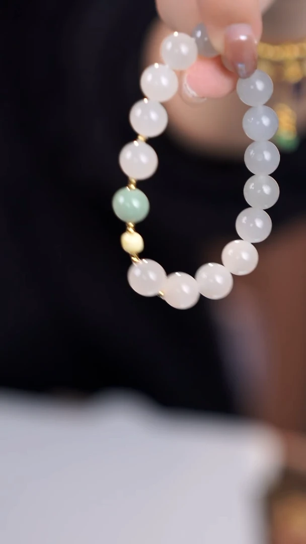 18K金镶嵌手链和田玉@