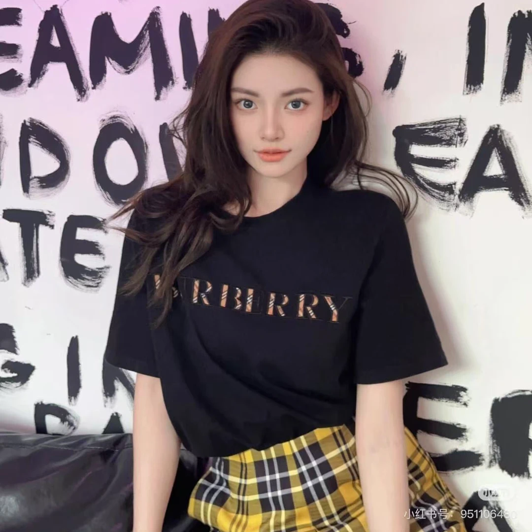 95新 BURBERRY/博柏利 黑色logo短袖/编号3290