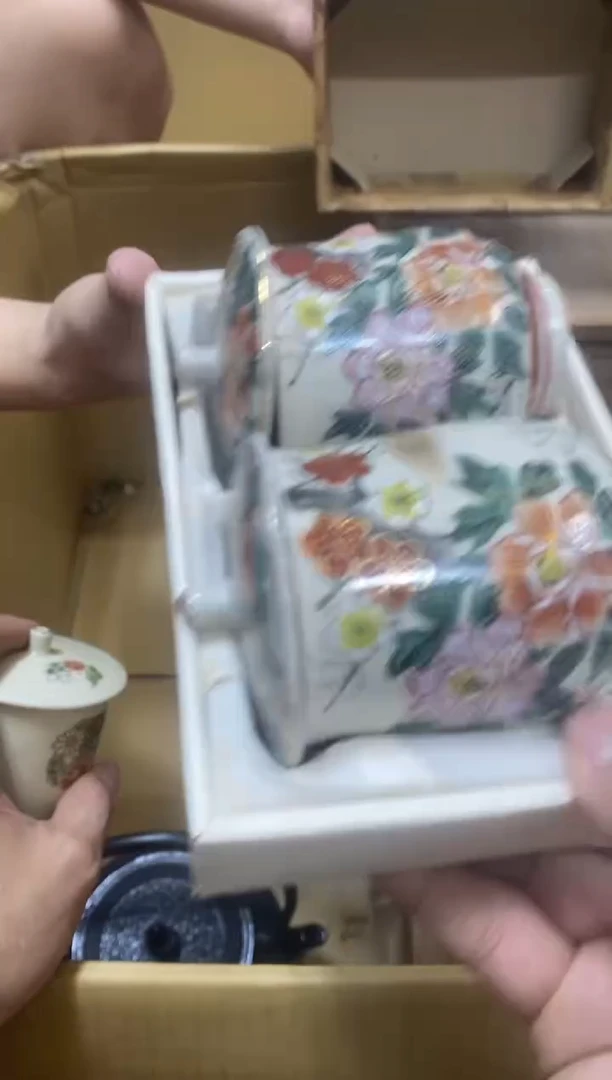 中古回流瑕疵杯碟?**?中古回流瑕疵杯碟