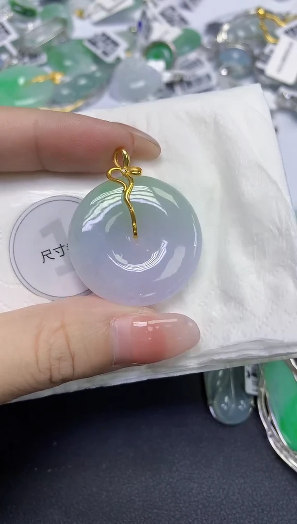 颈饰18K金镶嵌翡翠天然缅甸翡翠A货百元以上9元证书费自理