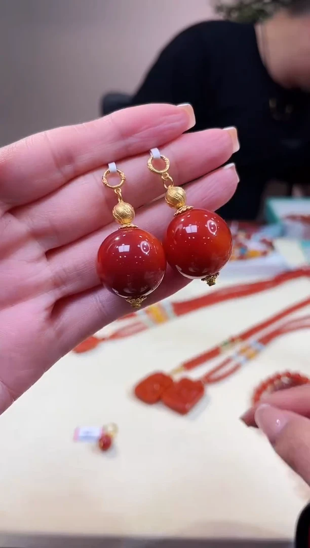 18K金镶嵌手链南红玛瑙多样性发一@@ZY50703050